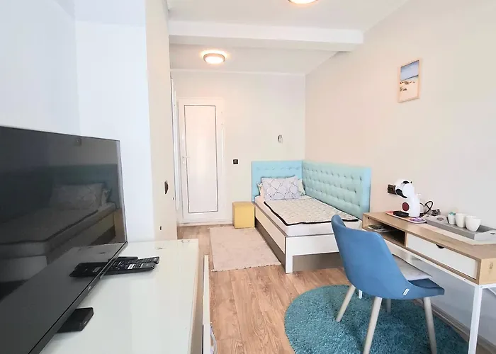 White Rose Guest Rooms